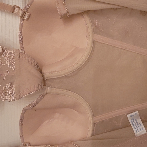 CORSET AND PANTY SET - Picture 13 of 16